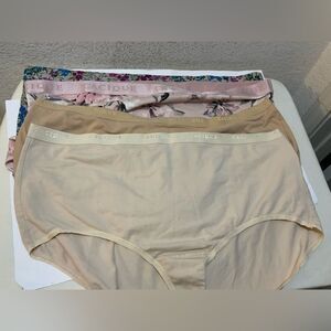 4 Pair Ladies size 26/28 Panties by Cacique Cheeky String Bikini NWOT